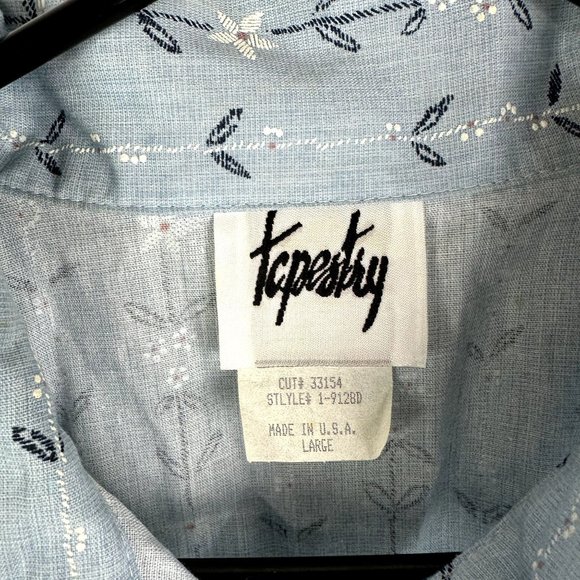 Tcpestry Short Sleeve Button‎ up Vintage Size Large - Picture 3 of 6
